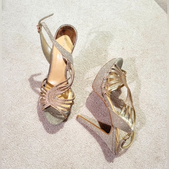 Rose gold sandals with platform - Picture 2 of 2